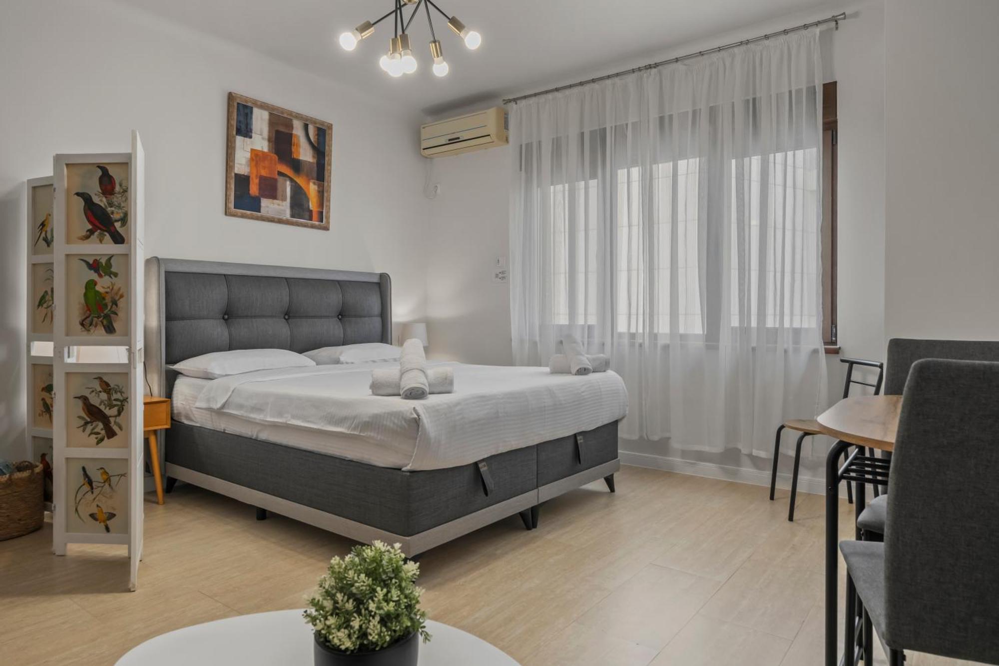 Upscale Studio, Walking Distance From The Old Town 布加勒斯特 外观 照片