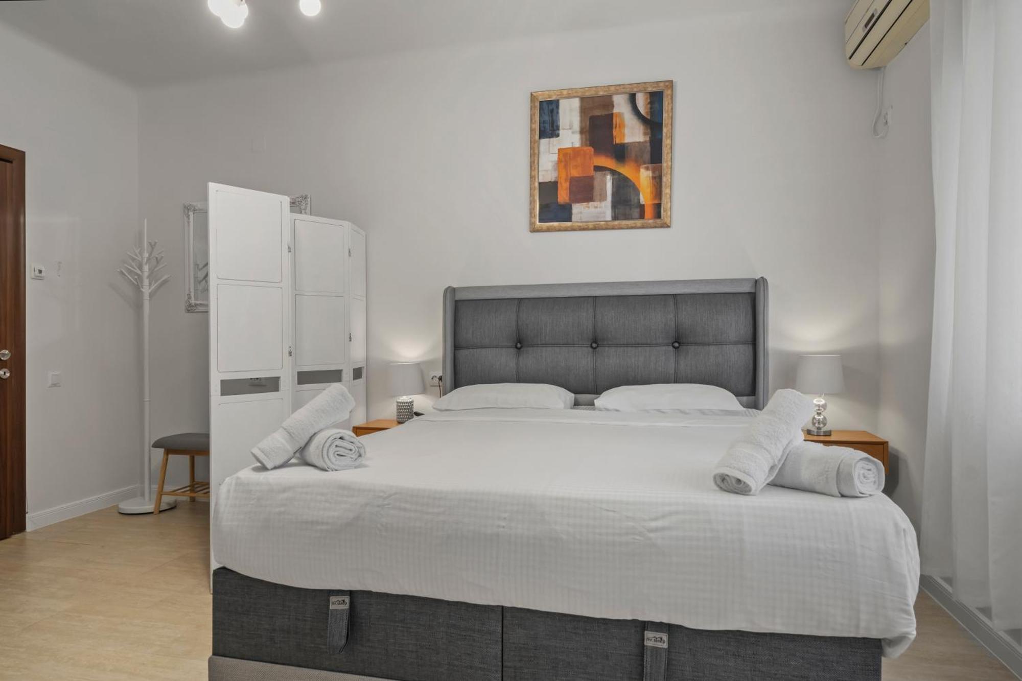 Upscale Studio, Walking Distance From The Old Town 布加勒斯特 外观 照片